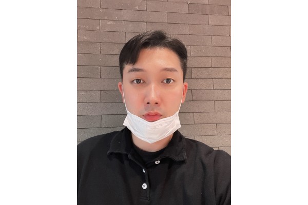 눈 뜨는 힘이 약해 이마거상술 받았습니다