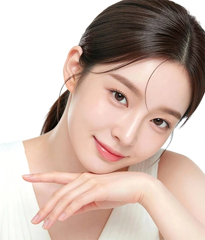 턱선을 손으로 받친 여성 모델